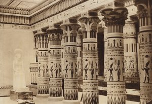 Innenraum des Ägyptischen Museums mit dem Philae-Portikus von English Photographer