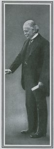 Lady Nancy Astors Sponsor, Lloyd George