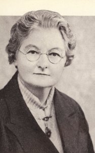 Margaret Bondfield, Labour-Abgeordnete und erste weibliche Kabinettsministerin in der britischen Regierung (s/w Foto)