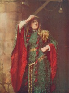 Miss Ellen Terry von English Photographer