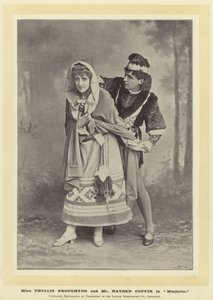 Miss Phyllis Broughton und Mr Hayden Coffin in Marjorie von English Photographer