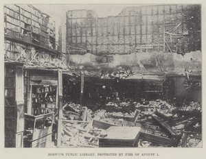 Öffentliche Bibliothek von Norwich, durch Feuer am 1. August zerstört von English Photographer
