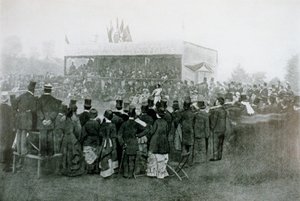 Tennis-Einzel-Herausforderungsrunde: J T Hartley gegen H F Lawford von English Photographer