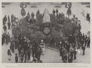 Die Nachricht vom Tod Königin Victorias in Malta, die Statue Ihrer verstorbenen Majestät verhüllt und geschmückt von English Photographer