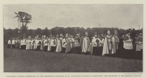 Die römisch-katholische Feier des dreizehnten Jahrhunderts der Landung des heiligen Augustinus in Ebbsfleet, die Prozession zum Gedenkgottesdienst