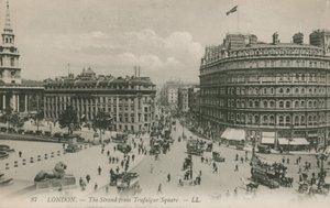 The Strand vom Trafalgar Square, London von English Photographer