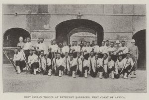 Westindische Truppen in den Bathurst-Kasernen, Westküste Afrikas von English Photographer