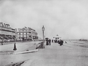 Worthing: Heene Terrasse von English Photographer