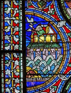 Detail eines der Bibelfenster, das Noah zeigt, wie er die Taube an der Arche willkommen heißt (Detail)