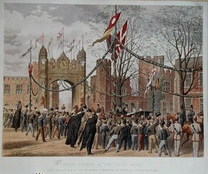 Eton School und der Bogen der Jungen. Besuch von H.R.H. Prinzessin Alexandra von Dänemark, 9. März 1863 (farbiger Stich)
