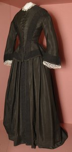 Florence Nightingales schwarze Bluse und passender Rock, ca. 1870