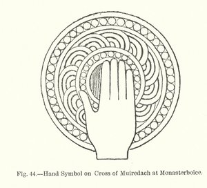 Handsymbol auf dem Kreuz von Muiredach in Monasterboice von English School