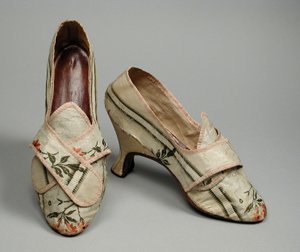 Paar Frauenschuhe, ca. 1780 von English School