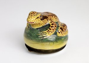 Schnupftabakdose in Form eines Frosches, ca. 1775-80