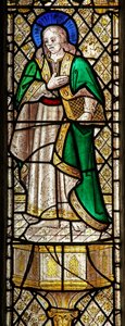 Fenster s6, den Heiligen Johannes darstellend
