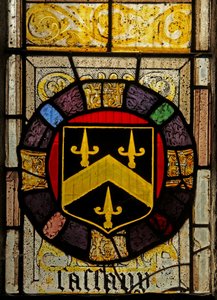 Fenster s7 mit den Wappen von Tubbe