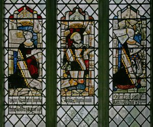 Fenster w2 zeigt Elizabeth Pigot, Sir Thomas Clopton, Catherine Mylde