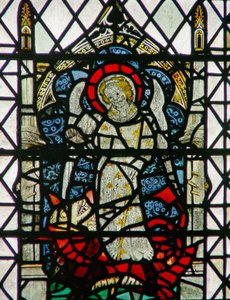 Fenster w36, Darstellung von St. Michael