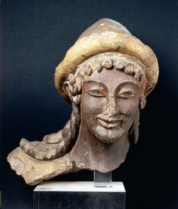 Kopf des Hermes mit einem Pilos, aus dem Tempel von Portonaccio, Veii, 510-500 v. Chr.