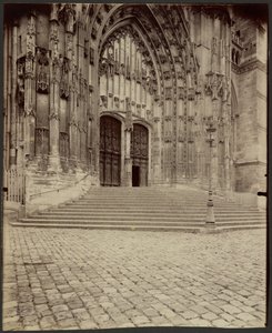Beauvais, Kathedralentor von Eugène Atget