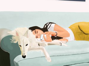 Penny und Ava auf der Couch zu Hause