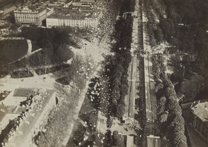 [Propaganda-Flugblattabwurf]