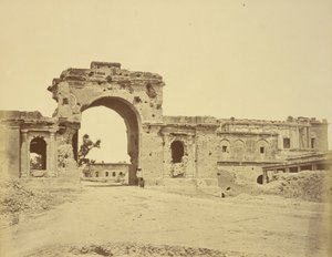 Tor zum Residency, allgemein das Bailee Guard Gate, gehalten von Lieutenant-Colonel R.H.M. Aitken, des 13. Bengal Native