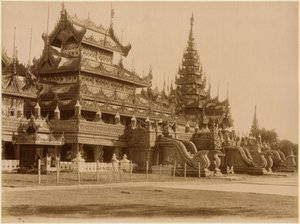 Das Hman Kyaung oder das Glaskloster, Burma, ca. 1890 von Felice Beato