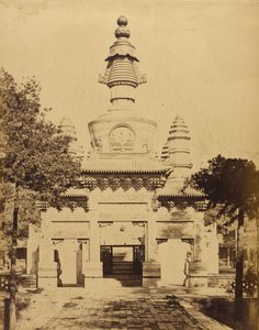 Tibetisches Denkmal im Lama-Tempel bei Peking, August 1860 von Felice Beato