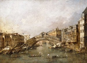 Die Rialtobrücke in Venedig, mit Gondeln im Vordergrund