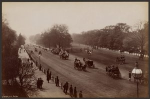 Hyde Park, The Row von Francis Frith