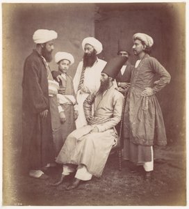 Sechs ostindische Männer von Francis Frith