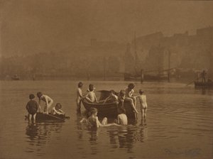 [Wasserratten] von Frank Meadow Sutcliffe
