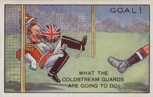 Coldstream Guard schießt ein Tor gegen den Kaiser von Frederick George Lewin