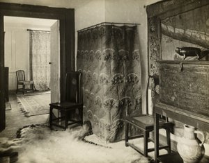 Kelmscott Manor: Durchgang zum Parallelraum von Frederick H. Evans