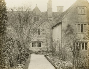 Kelmscott Manor: Die Gartenseite