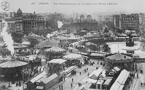 La Foire du Trône, Place de la Nation, Paris von French Photographer