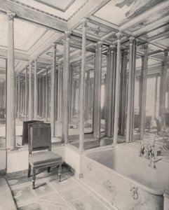Paris: Badezimmer, Gebäude der deutschen Botschaft von French Photographer