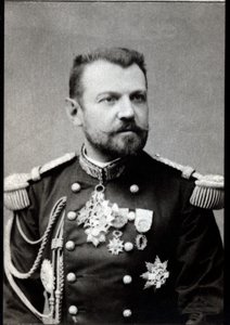 Porträt von Henri Joseph Brugere (1841-1918), französischer General von French Photographer