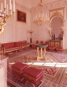 Ein Empfangsraum im Grand Trianon von French School
