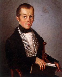 Ein Mann mit einem Buch in der Hand