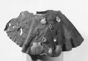 Umhang eines Pilgers von St. James von Compostela (Leder) von French School