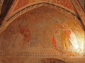 Darstellung der Kreuzigung mit Maria und Johannes