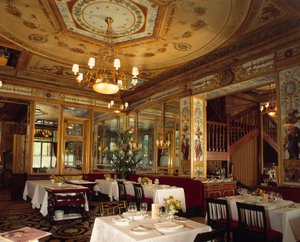 Innenansicht des Restaurants „Le Grand Vefour“ in den Gärten des Palais Royal, 18. Jahrhundert