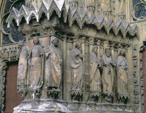 Jambenfiguren von der linken Seite des zentralen Portals, Westfassade, 13.-14. Jahrhundert