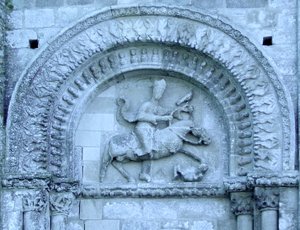 Ritter beim Falkenflug von der Fassade