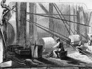 Herstellung von Gewehrläufen: Polieren von Eisenrohren mit Steinrädern. Gravur in „Le Monde Illustré“ Nr. 35 vom 12. Dezember 1857.