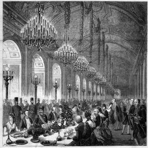 Nasir Al-Din (Nasser al-Din) (1831-1896) Schah von Persien in Versailles. Bankett in der Eishalle. zu seiner Linken Albert, Herzog von Broglie (1821-1901).