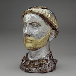 Reliquienbüste des Heiligen Yrieix, ca. 1220-40 (vergoldetes Silber mit Bergkristall, Edelsteinen und Glas)