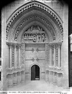 Reproduktion des Fassadenportals des Heiligen Johannes des Täufers an der Rouen-Kathedrale (Gipsabdruck)